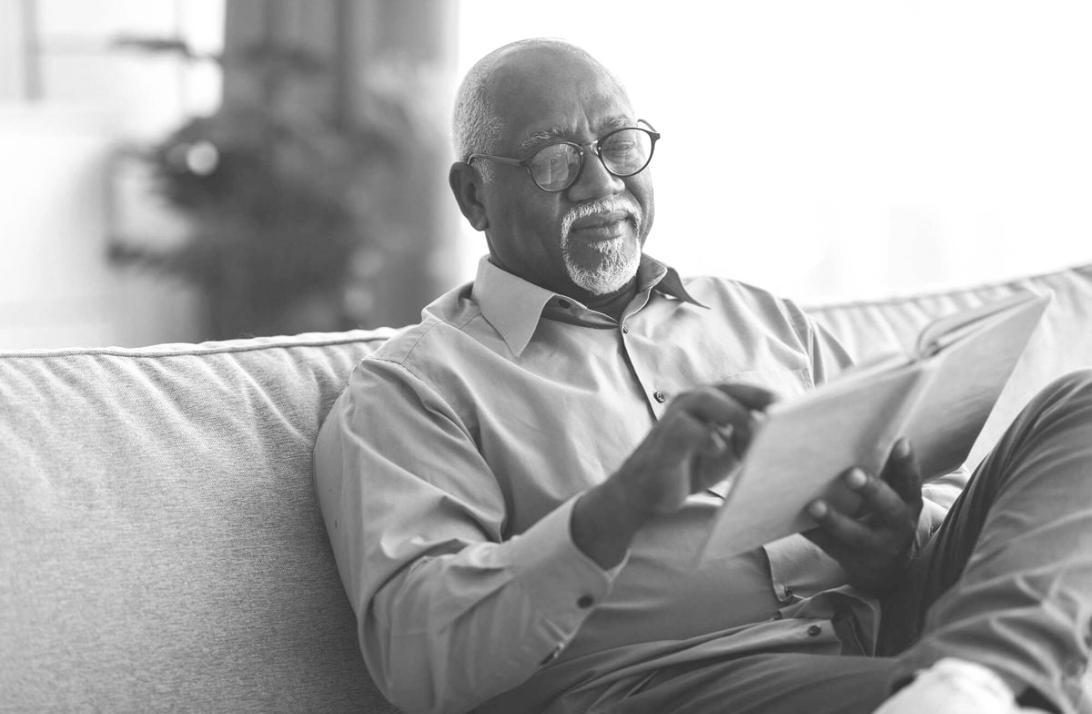 Detaillierte Kostenanalyse und Dokumentenprüfung